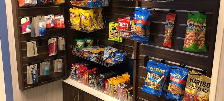 安阿伯西欢朋套房酒店(Hampton Inn & Suites Ann Arbor-West)图片