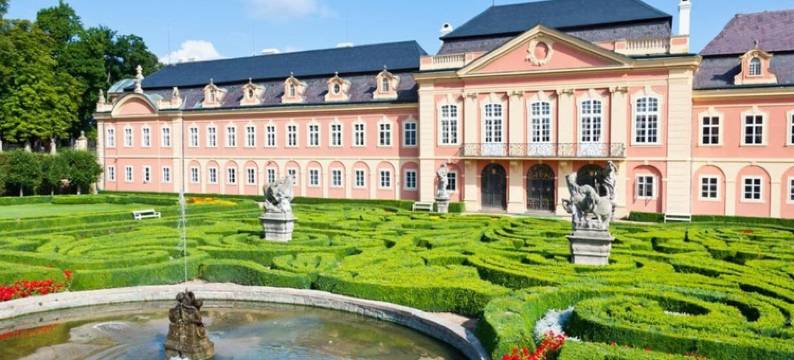 卡尔斯特恩酒店(Hotel Karlštejn & Spa)图片