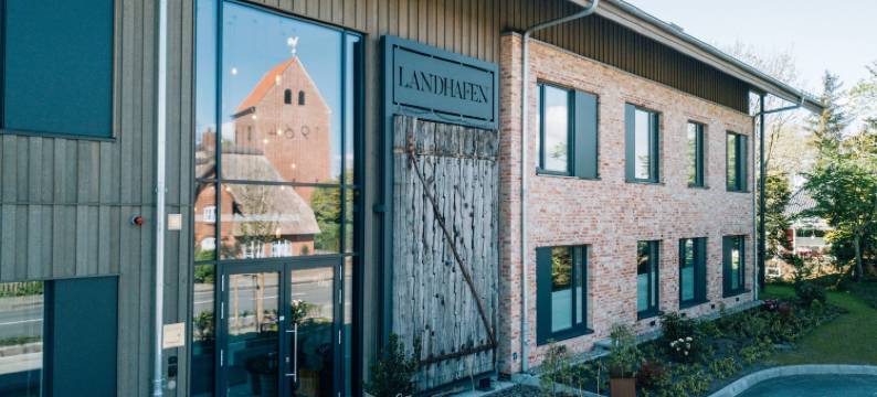 兰德哈芬酒店(Hotel Landhafen)图片