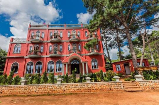 hotel overview picture