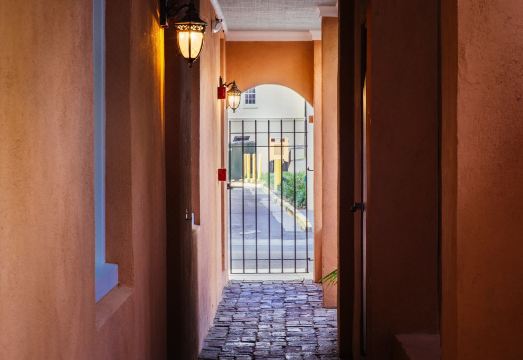 Elliott House Inn Hotel Overview