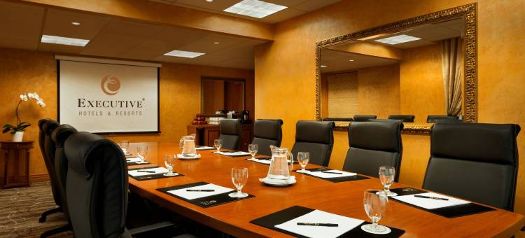 勒苏蕾行政酒店(Executive Hotel le Soleil Vancouver)图片