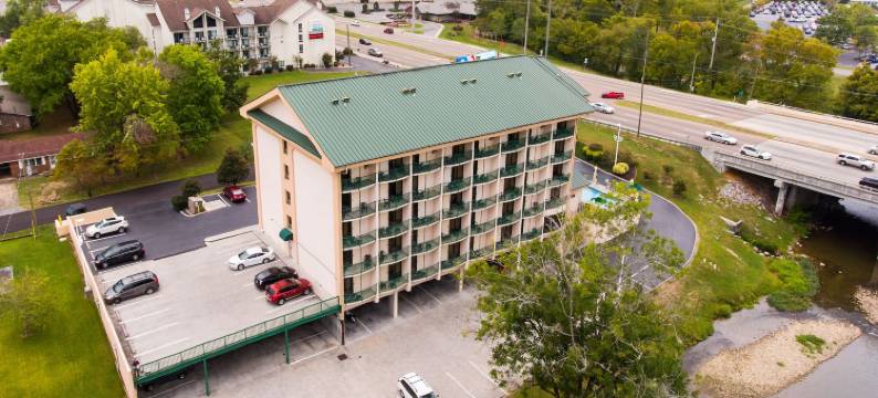 鸽子河酒店(Pigeon River Inn)图片