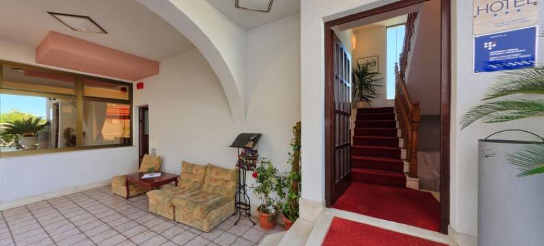 特罗吉尔多瑞酒店(Hotel Trogirski Dvori)图片