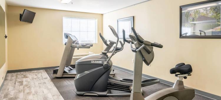 郊区开放式客房 - 近勒琼营地(Suburban Studios Near Camp Lejeune)图片