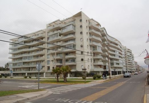 Oceanic 7 Hotel Overview