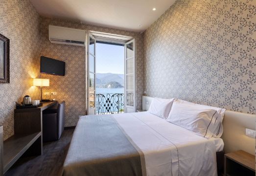 Hotel Royal Victoria, by R Collection Hotels Hotel Overview