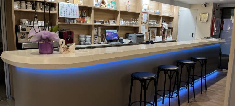 别墅青年旅舍(Hostal la Vila)图片