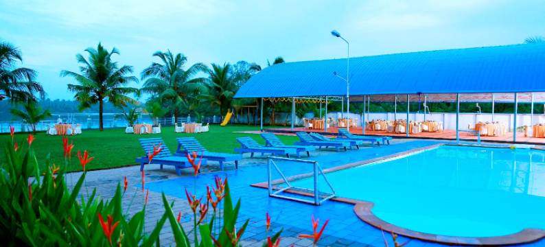 雷奈蓝水切赖(Renai Blue Waters Cherai)图片