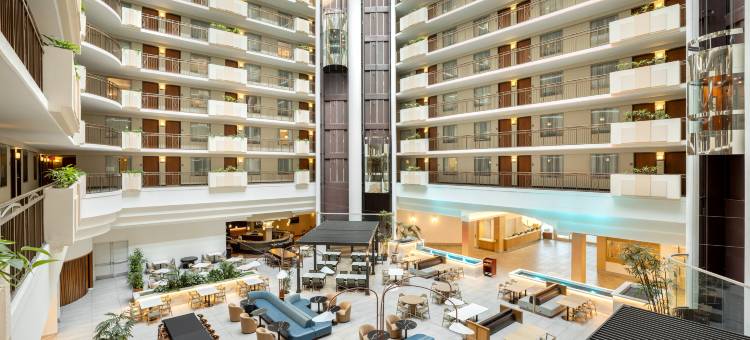 南安纳海姆希尔顿大使套房酒店(Embassy Suites by Hilton Anaheim South)图片