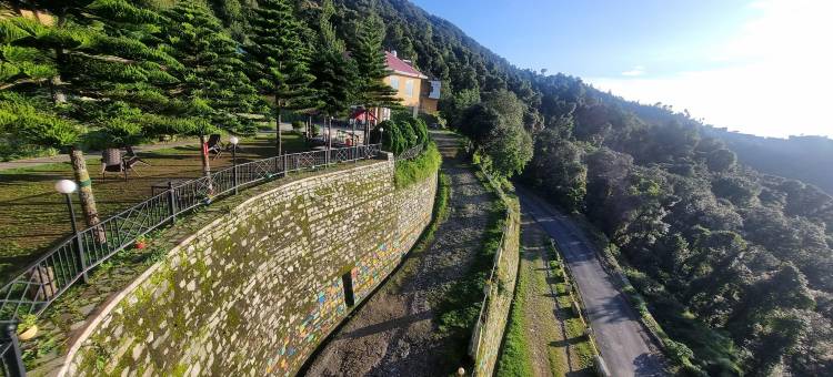 米斯特N梅多斯度假村(Mist n Meadows Resort)图片