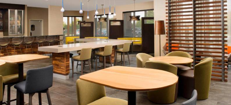 纳什维尔东南/默夫里斯伯勒万怡酒店(Courtyard Nashville SE/Murfreesboro)图片