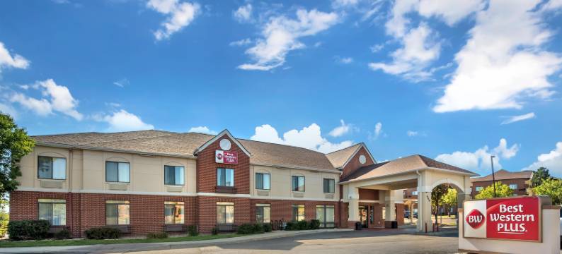 路易斯维尔贝斯特韦斯特优质套房酒店(Best Western Plus Louisville Inn  Suites)图片