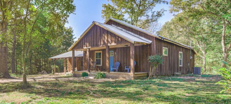 距离伊尼德湖1英里：宁静的波普度假屋(Smart TV and Spacious Yard Peaceful Pope Retreat)图片