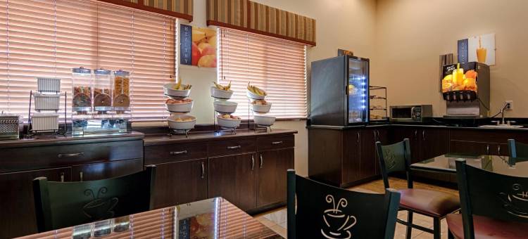 西锡安贝斯特韦斯特优质酒店(Best Western Plus Zion West Hotel)图片