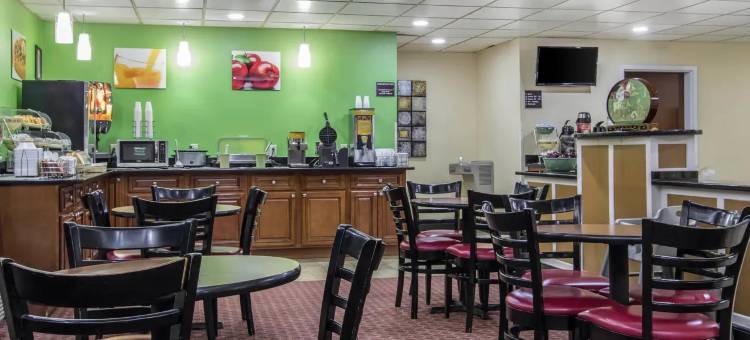 希克森查塔努加凯艺酒店(Quality Inn Hixson-Chattanooga)图片