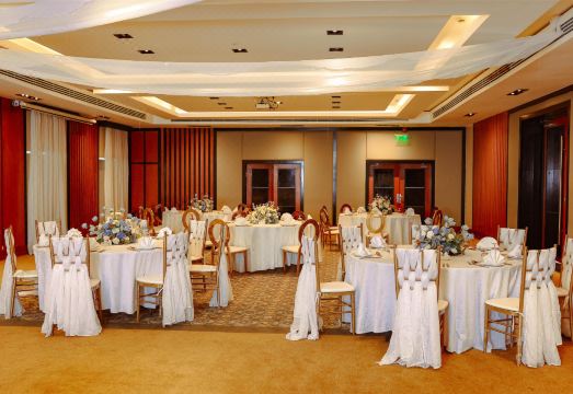 Radisson Blu Hotel, Cairo Heliopolis Hotel Overview