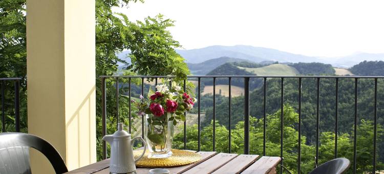 Stay with Balcony Views图片