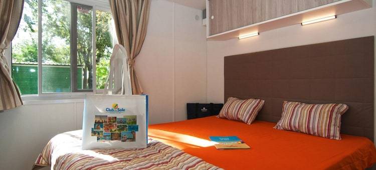 Lodge at the Marina Family Resort in Punta Marina图片
