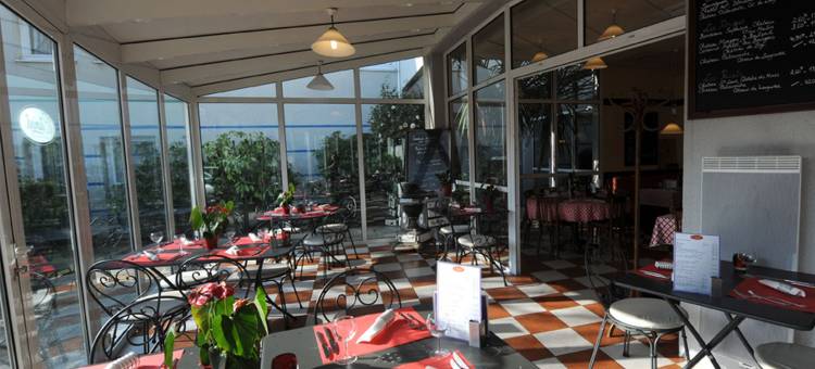 宜必思南特圣埃尔布兰酒店(Ibis Nantes Saint-Herblain)图片