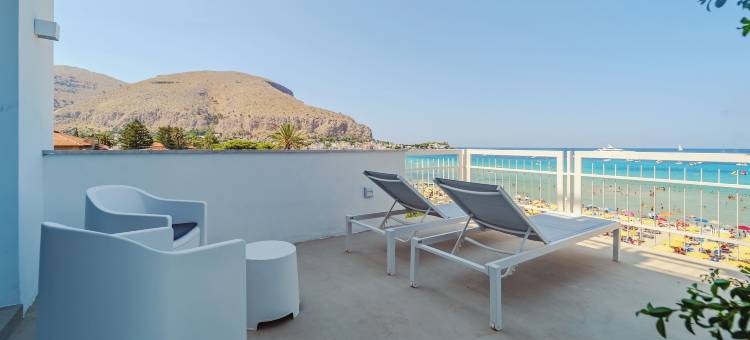 混合标志房画廊(Hybrid Icon Rooms Gallery)图片