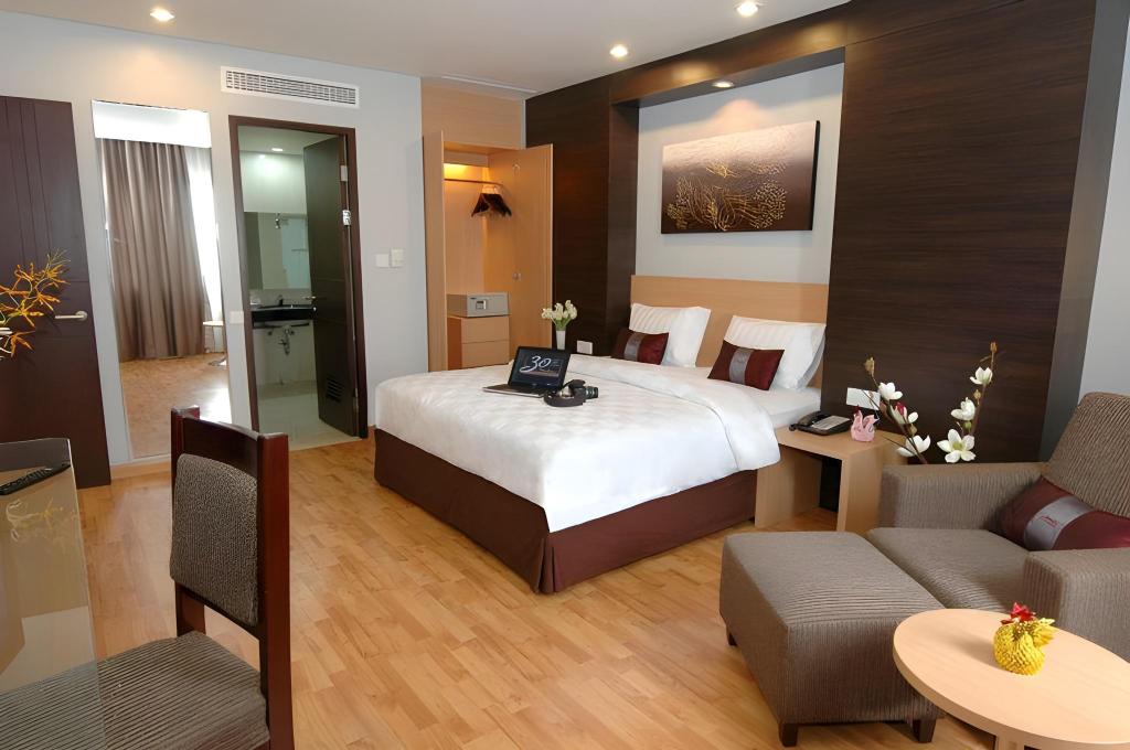 Amalia Hotel LampungOver view