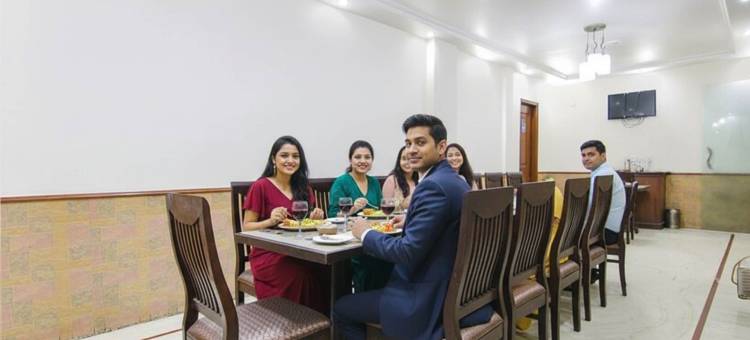 Fabhotel Jalandhar Corporate Suites商务套房酒店(FabHotel Jalandhar Corporate Suites)图片