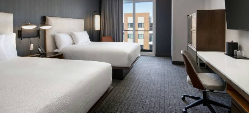 蒙特雷沙城万怡酒店(Courtyard by Marriott Sand City Monterey)图片