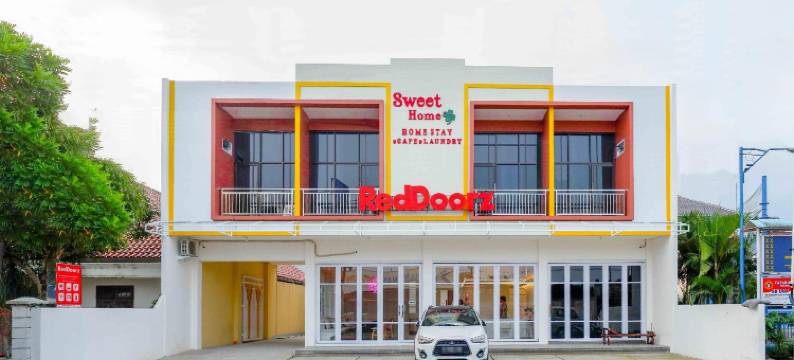 红多兹酒店-近普禾加多穆罕默迪亚大学(RedDoorz Near Universitas Muhammadiyah Purwokerto)图片