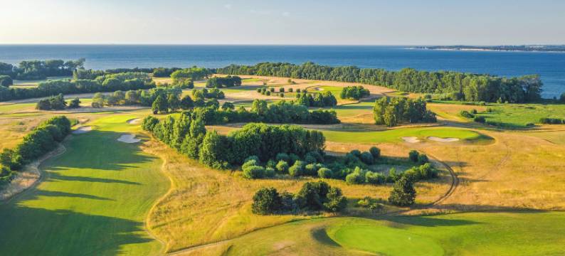 巴德斯胡克海滨酒店(Bades Huk Marina Hotel)图片