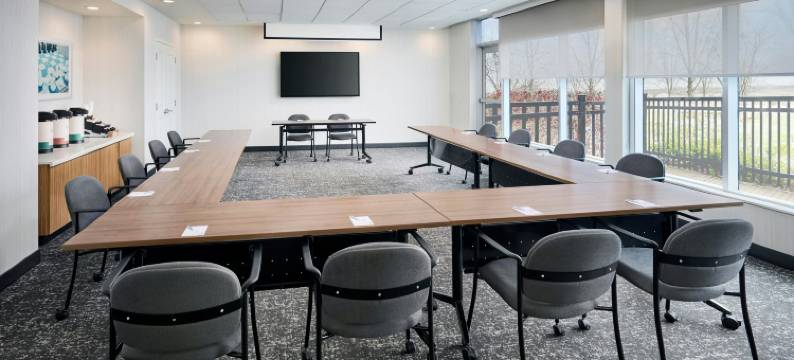 渥太华卡纳塔万豪TownePlace套房酒店(TownePlace Suites Ottawa Kanata)图片