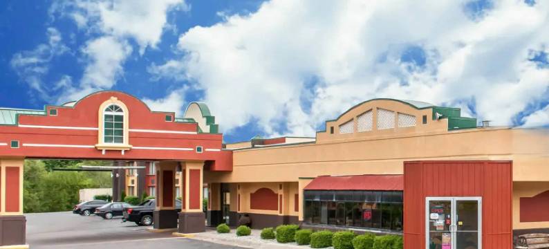 洛根斯波特凯艺旅店及会议中心(Quality Inn Conference Center Logansport)图片