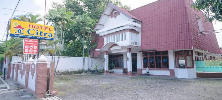 红多兹酒店-近日惹坎普斯UTY 3号(RedDoorz Near Kampus 3 Uty  Yogyakarta)图片