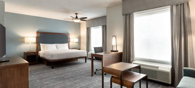 迈尔斯堡机场Homewood套房酒店(Homewood Suites by Hilton Fort Myers Airport/FGCU)图片