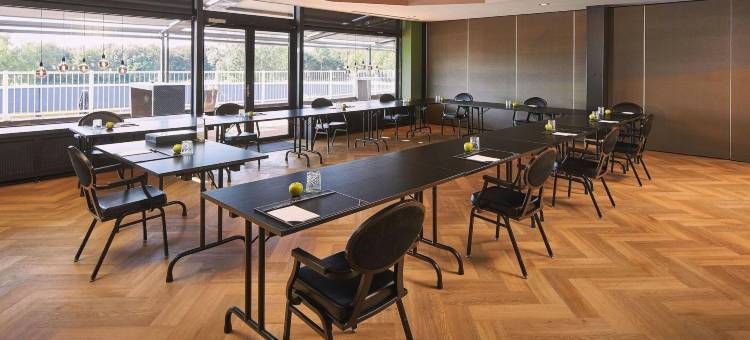 雷斯登阿姆斯福特凡德瓦克酒店(Van der Valk Hotel Leusden - Amersfoort)图片