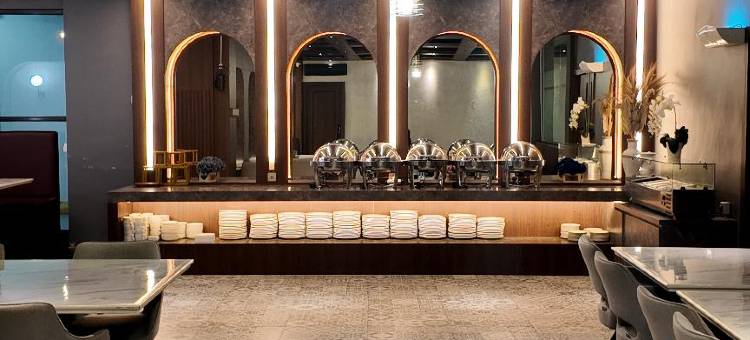 占碑格兰德马克穆尔酒店(Grand Makmur Hotel Jambi)图片