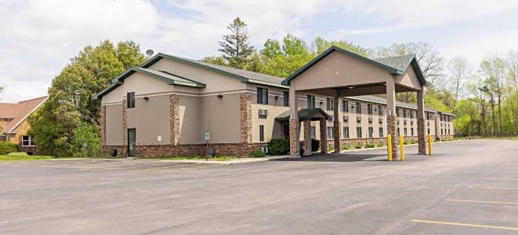 马里内特品质套房酒店(Quality Inn & Suites Marinette)图片