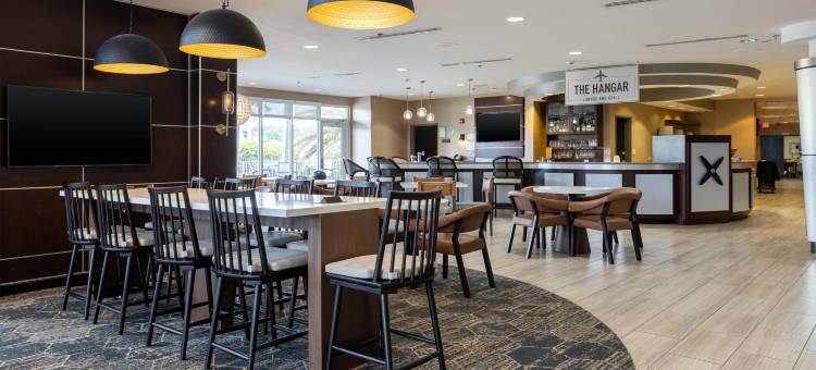 希尔顿逸林酒店-萨凡纳机场(DoubleTree by Hilton Savannah Airport)图片