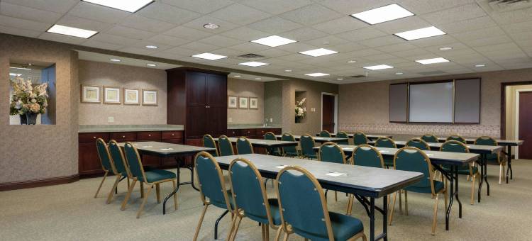 瓦尔帕莱索欢朋酒店及套房(Hampton Inn & Suites Valparaiso)图片