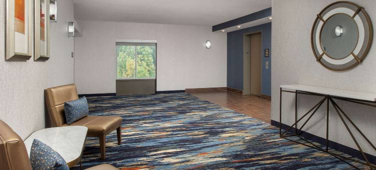 阿尔普哈雷塔欢朋套房酒店(Hampton Inn & Suites Alpharetta)图片
