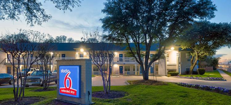 德克萨斯北里奇兰希尔斯 - 沃思堡 6 号开放式客房酒店(Studio 6 North Richland Hills, TX - Fort Worth)图片