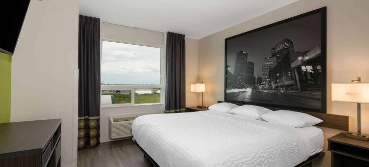 温尼伯东速8酒店(Super 8 by Wyndham Winnipeg East MB)图片