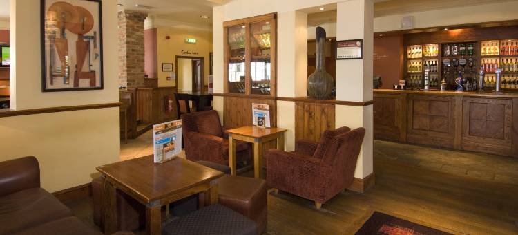 塔姆沃思南普瑞米尔酒店(Premier Inn Tamworth South)图片