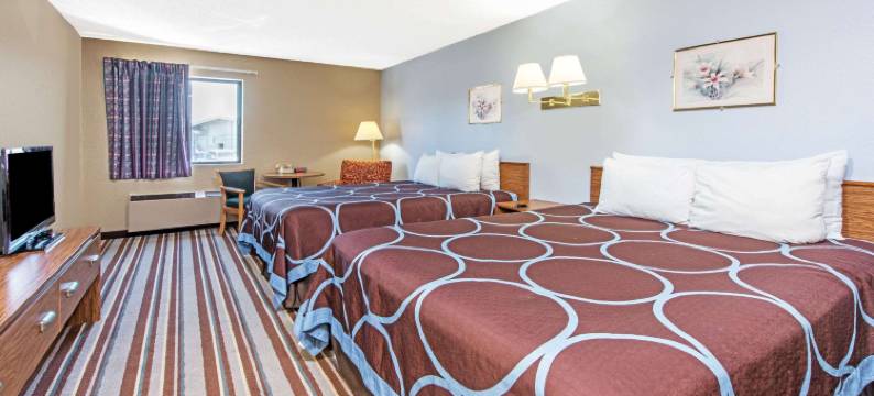 沙利文温德姆速8酒店(Super 8 by Wyndham Sullivan)图片