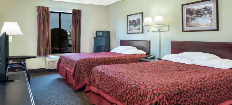 彭顿海滩戴斯酒店(Days Inn by Wyndham Pontoon Beach)图片