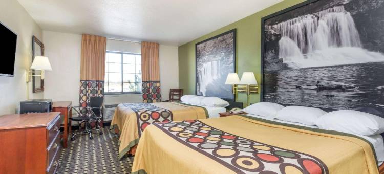 Super 8 by Wyndham Madison IN图片