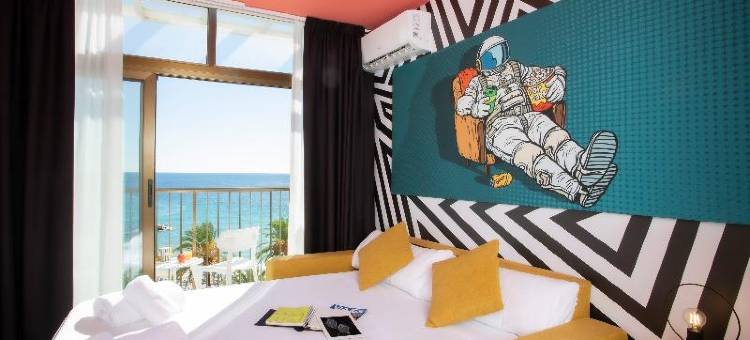 贝尼多姆Casual艺术(Casual Pop Art Benidorm)图片
