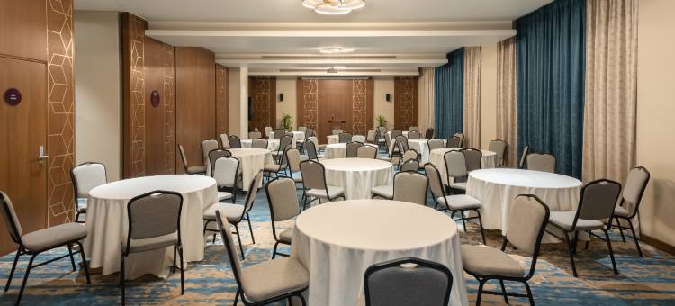 馨乐庭阿尔古布拉马斯喀特酒店(Citadines Al Ghubrah Muscat)图片