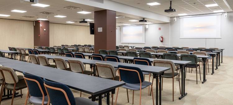 斯堪的克赫尔辛基中心(Scandic Helsinki Hub)图片