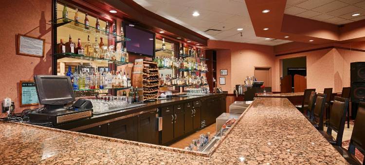塔科马市区舒适套房酒店(Comfort Inn & Suites Downtown Tacoma)图片